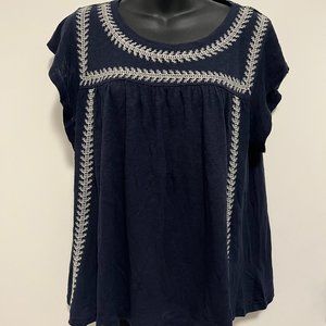 Navy blue and white top from GAP - Size XL
